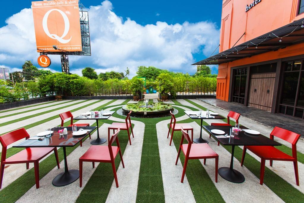 Q Hotel Bangkok Bagian luar foto