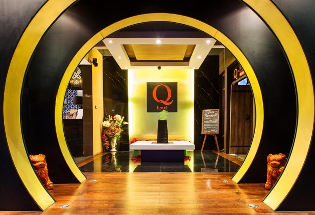 Q Hotel Bangkok Bagian luar foto