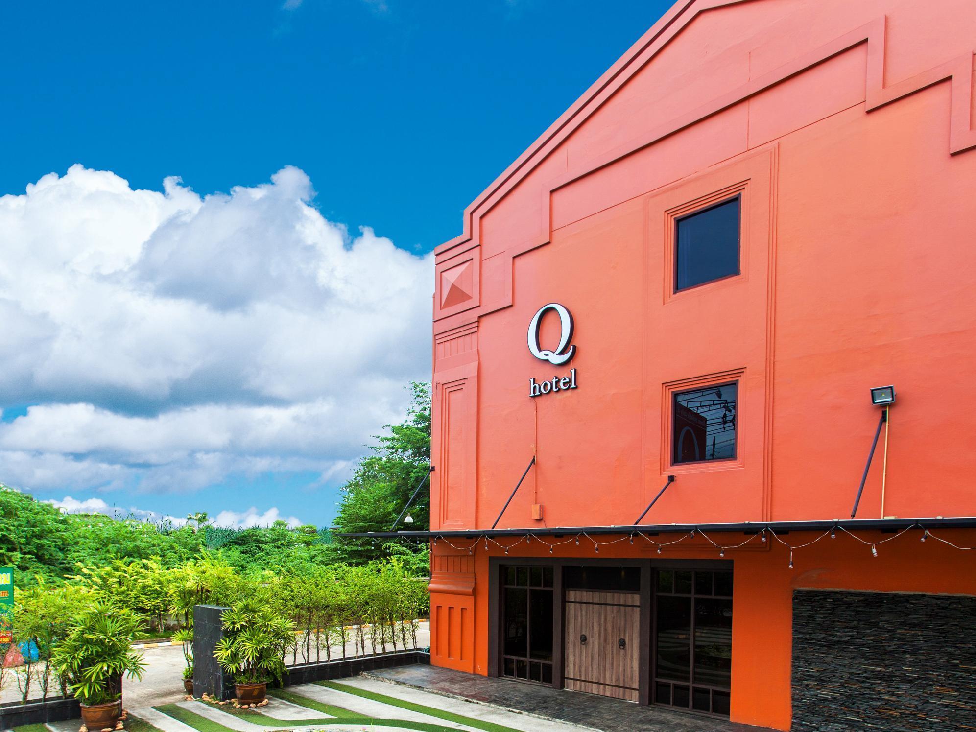 Q Hotel Bangkok Bagian luar foto