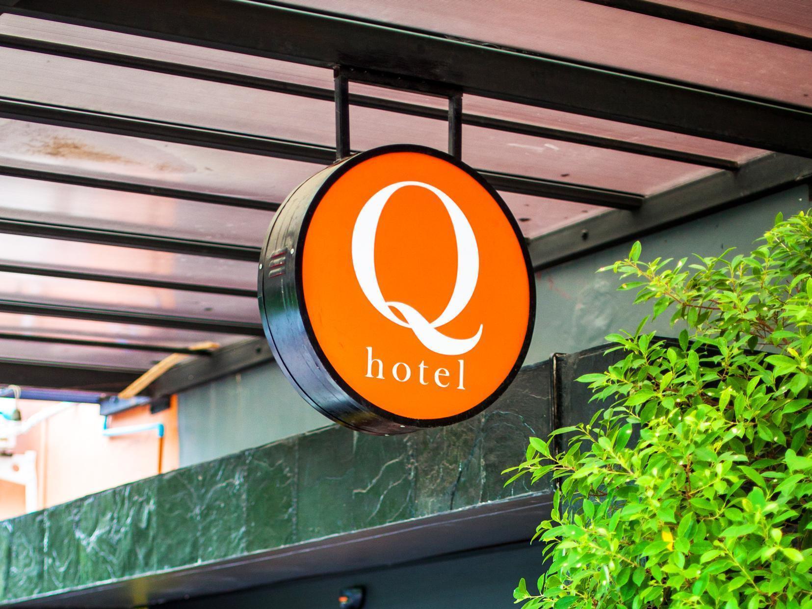 Q Hotel Bangkok Bagian luar foto